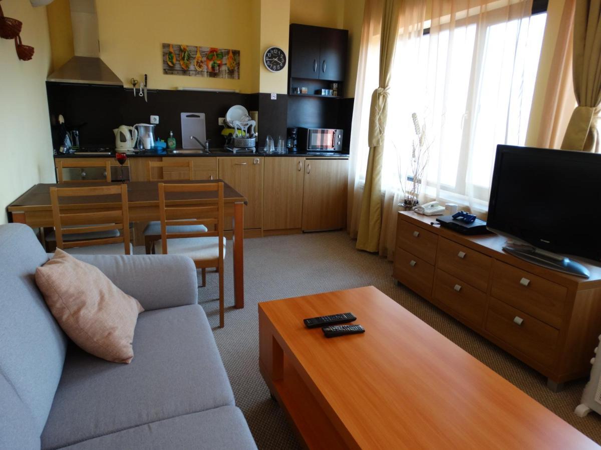 Snezhankas Apartment Pamporovo Eksteriør billede